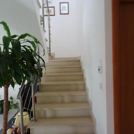 Holiday home 3 Bedrooms House At Ragusa 600 M Away From The With Furnished Balcony And Wifi Marina di Ragusa